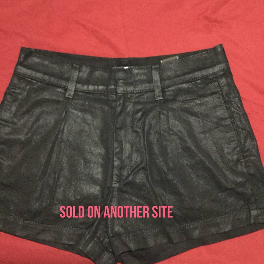 7 For All Mankind Dress Shorts in Black